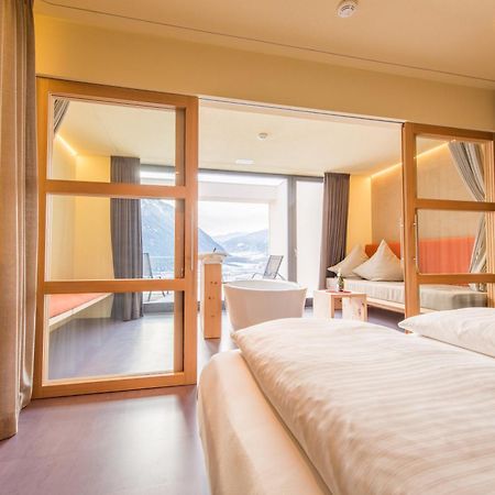 Bio Hotel Panorama Malles Venosta Bagian luar foto