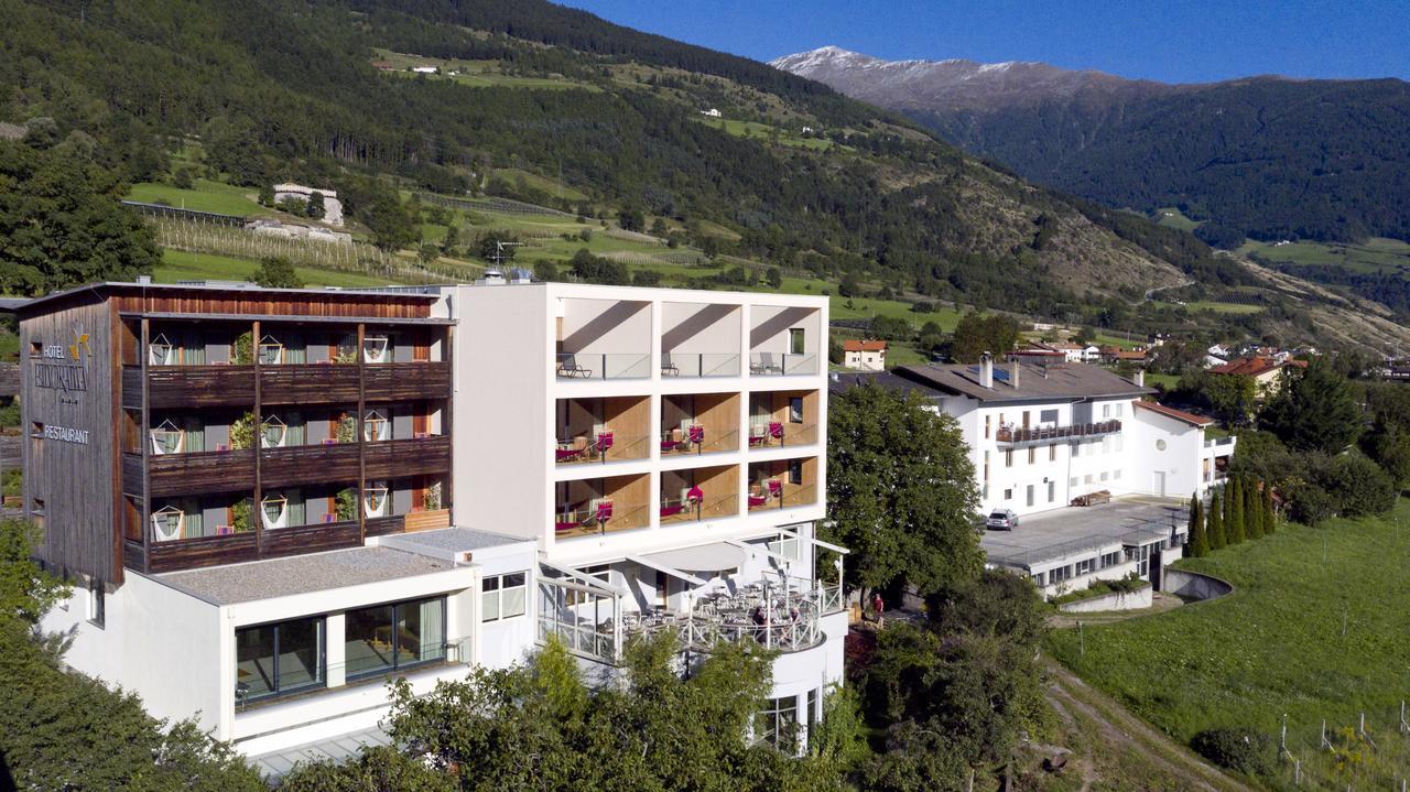 Bio Hotel Panorama Malles Venosta Bagian luar foto